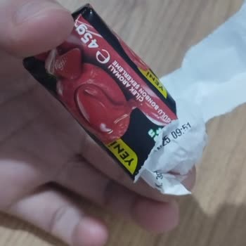 İstanbul Beylikdüzü Migros Şubesinde Olips Çilek Aromalı Şekerde Ambalaj Manipülasyonu