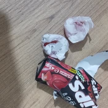 İstanbul Beylikdüzü Migros Şubesinde Olips Çilek Aromalı Şekerde Ambalaj Manipülasyonu