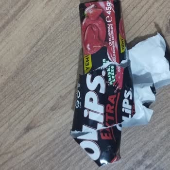 İstanbul Beylikdüzü Migros Şubesinde Olips Çilek Aromalı Şekerde Ambalaj Manipülasyonu