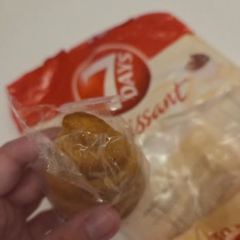 Ambalajı Açık Gelen Kruvasan Sağlık Endişesi Ve Telafi Talebi