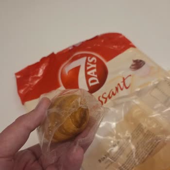 Ambalajı Açık Gelen Kruvasan Sağlık Endişesi Ve Telafi Talebi