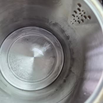 Tefal Cam Çay Makinesinin Paslanması Ve İade Talebi