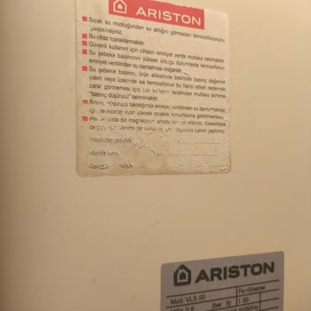 İzmir Ariston Servis Ariston Termosifonun Tekrarlayan Su Kaçırması ve Cevapsız Servis