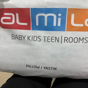 Almila'dan Gelen Kullanılmış Ve Kirli Hediye Ürünler Saygısızlık Oluşturdu