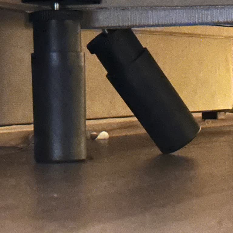 İstikbal Yatak Ve Baza Kırıldı, Servis İlgisizliği Ve Ücret İadesi Talebi