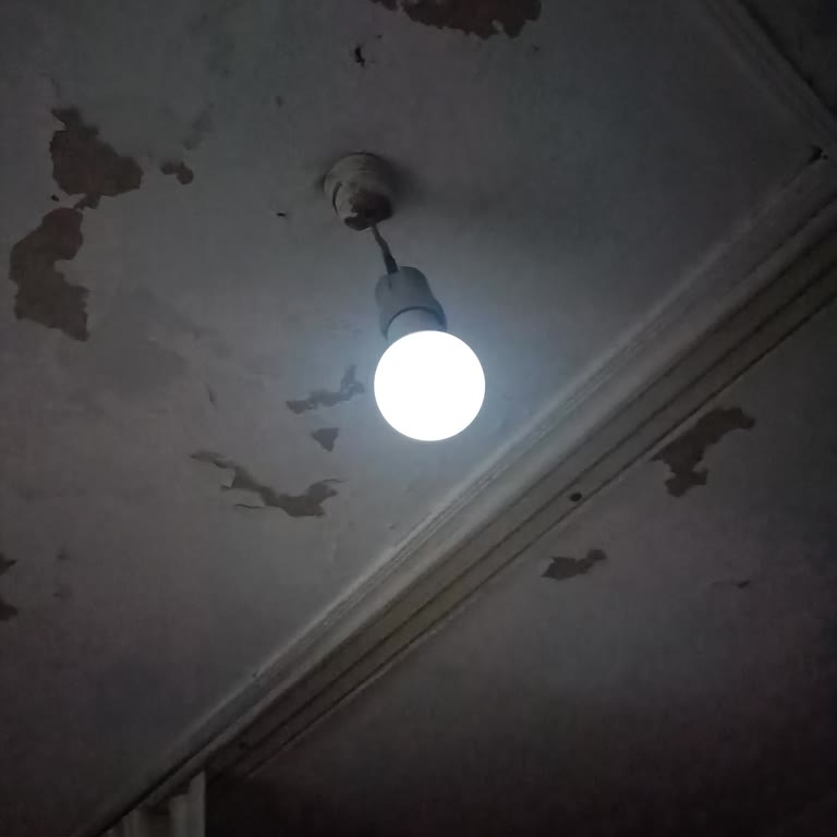 İzmir Karabağlar Limontepe Mahallesi’nde Voltaj Düşüklüğü Sorunu Uzun Süre Çözülmedi