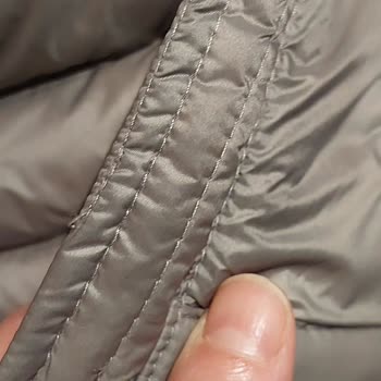 Montta Dikiş Ve Tüy Dökülmesi Üretim Hatası İddiası