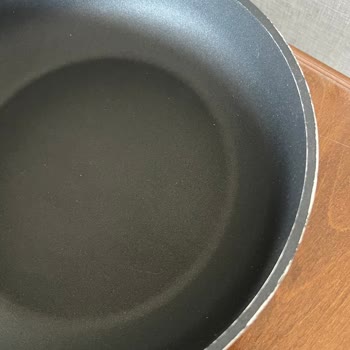 Kısa Sürede Soyulan Fissler Tava Setinde Üretim Hatası Şikayeti