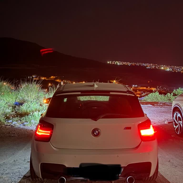 BMW 1 Serisi 2012 Model Sol Arka Stop Lambası Soluk Ve Garanti Kapsamında Değişim Talebi