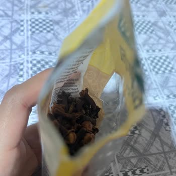 Velibaba Baharat Paketi Açtığımızda Uzun Bir Saç Teli Çıktı