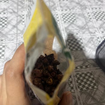 Velibaba Baharat Paketi Açtığımızda Uzun Bir Saç Teli Çıktı