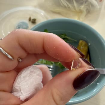 BİM Cam Parçası Yulaf Ve Lor Peynirinde Bulundu