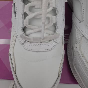 Skechers GO Run Consistent 2.0 Ayakkabısındaki Üretim Hatası Ve Değişim Talebi