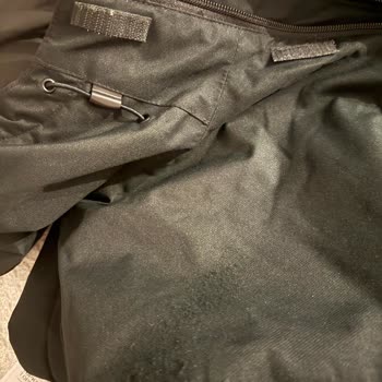 Kalitesiz Mont Ve Mağaza İhmalı