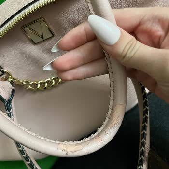 İlk Kullanımda Dağılan Deri Çanta, 24 Saatlik İade Süresi Mağdur Ediyor