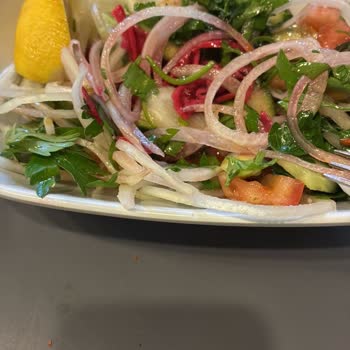 Yanmış Tavuk Ve Uzun Bekleme Süresi Şikayetimiz