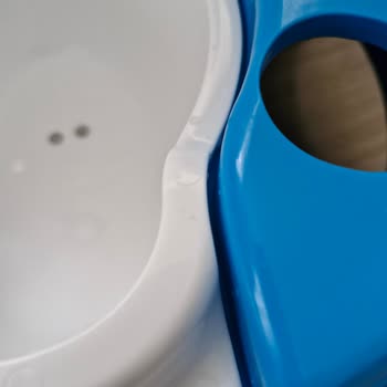 Fisher Price Üçü Bir Arada Tuvalette Çiş Sıçraması Ve Tasarım Hatası