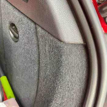 Carwax Terracity’de Detaylı Temizlik Sözde, Gerçekte Kirli Ve Saygısız Hizmet