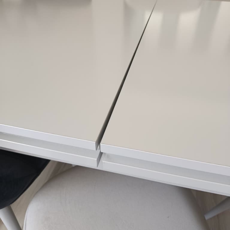 Bellona Loretta Salon Takımının Masasındaki Sürekli Arızalar Ve Garanti İhmaline Dair Şikayet