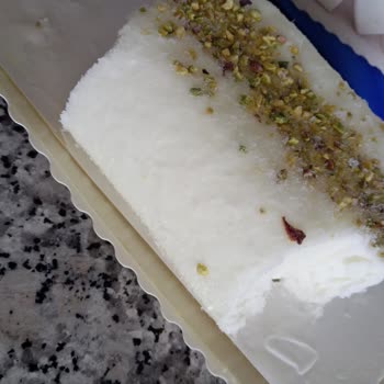 Şok Markette Buzlanmış Dondurmanın İçindeki Gizemli Madde Ve Hijyen Endişesi