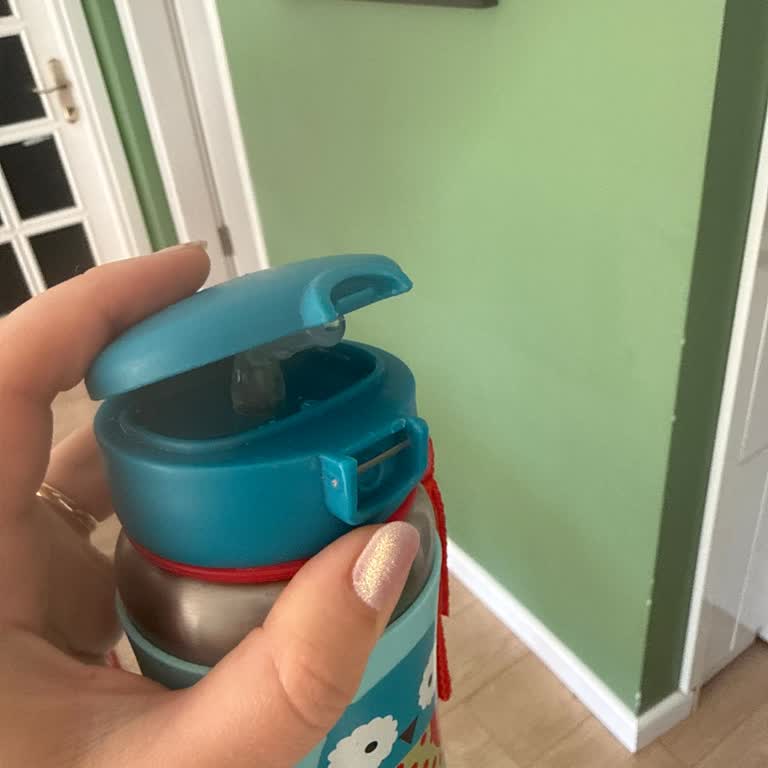Skip Hop Çelik Çocuk Termosu Kapağı Kırıldı