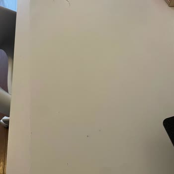 İKEA Ümraniye Mağazasında Kısa Sürede Çatlayan Çalışma Masasına Fiziki İnceleme İsteği