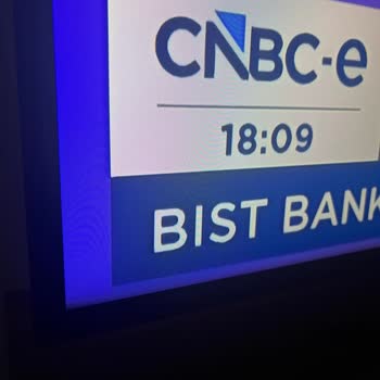 Samsung Neo QLED TV'de Görüntü Bozuklukları Ve Değişim Talebi