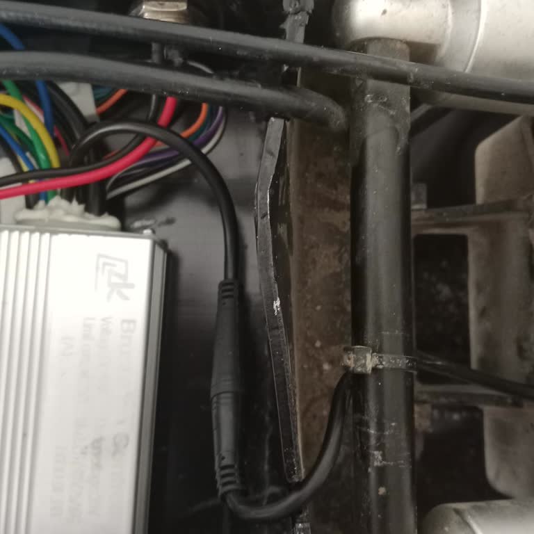 Servise Teslim Edilen Scooter’da Ek Hasar Ve Ücretsiz Onarım Talebi