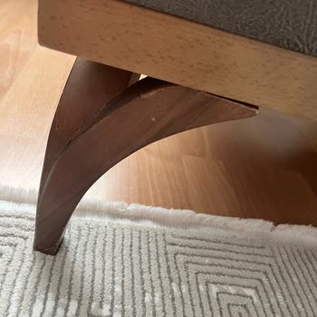 Yanlış Renk Ve Kusurlu Koltuk Takımı İçin Değiştirme Talebi