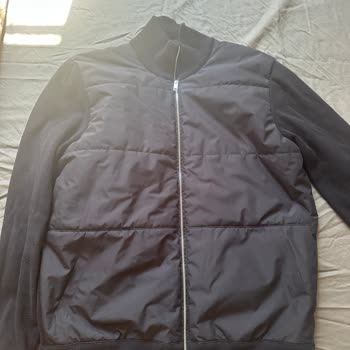 Massimo Dutti Hırkasında Sırt Delik Sorunu Kullanıcı Hatası Olarak Reddi