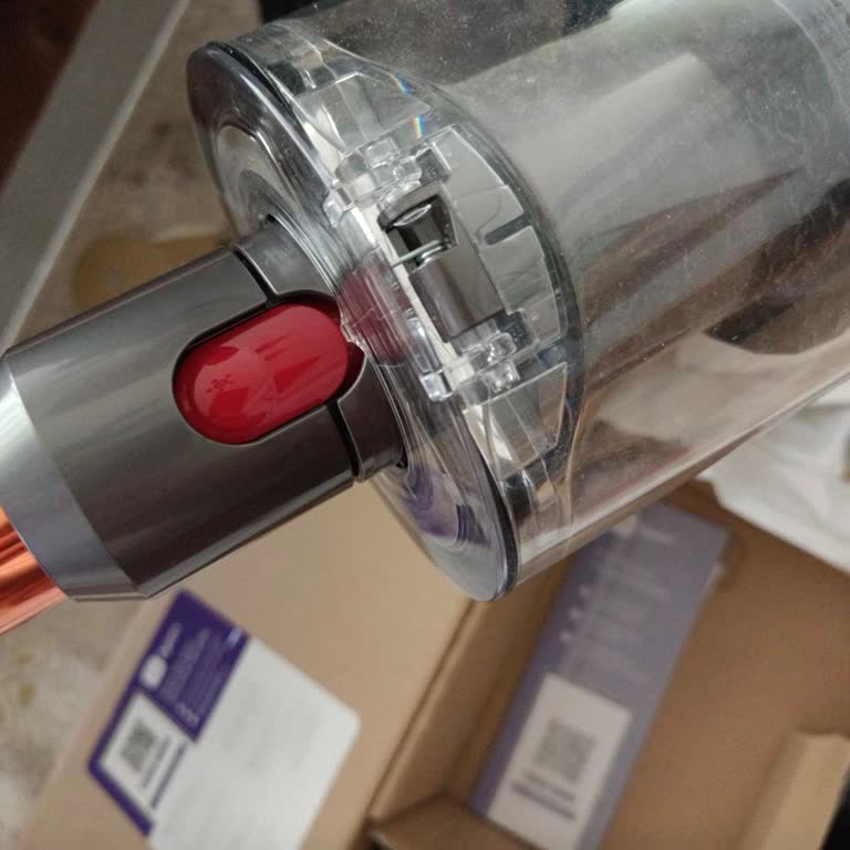 Hatalı Dyson Süpürge İadesi Reddedildi, Servise Yönlendirme Zorunlu