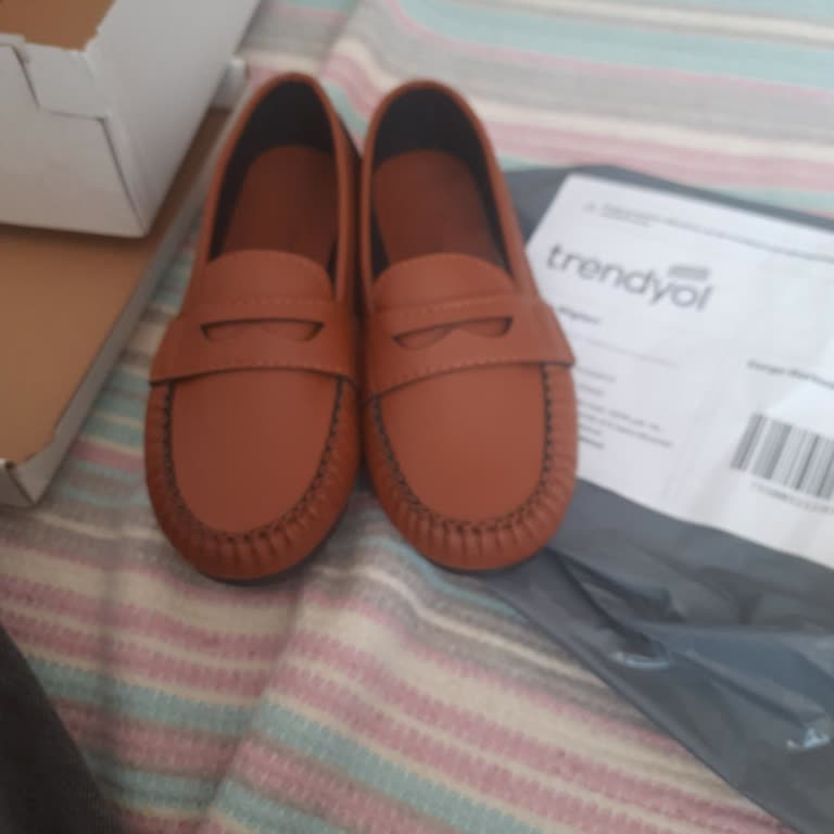 Trendcom Facebook Reklamı Yanıltması Ve Kalitesiz Ayakkabı İçin Tam İade Talebi