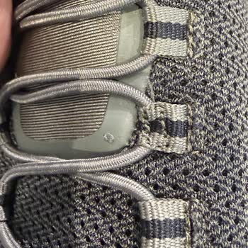 Plastik Artığı Olan Yeni Skechers Ayakkabısının Değişimini Talep Ediyorum