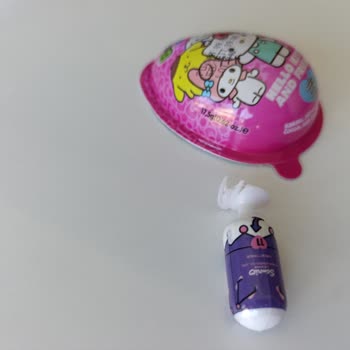 Şok Market’te Hello Kitty Sürpriz Yumurtasında Hasarlı Oyuncak, Kızımın Hayal Kırıklığı