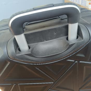 Valiz Tutma Kolu Çabuk Arızalandı, Mağazadan Cevap Yok, Ücret İadesi Talep Ediyorum