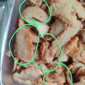 Erpiliç Tavuk Dönerinde Beyaz Pütürler Ve Yapış Yapış Doku Üzerine Şikayet