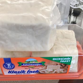 Migros Sanal Market'ten Alınan Beyaz Peynir Süresi Geçmeden Bozuldu