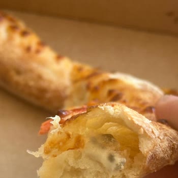 Küflü Pizza Sağlık Riskine 1100 TL İade Bekliyor