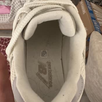 Hijyenik Olmayan Kullanılmış Ayakkabı Gönderimi