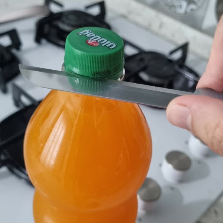 Zırhlı Market Şişe Kapağı Açılmıyor, Ürün Tadını Deneyemiyorum