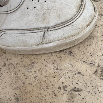 Adidas Ayakkabıda Kısa Sürede Açılan Yanlar Ve Değişim Reddi
