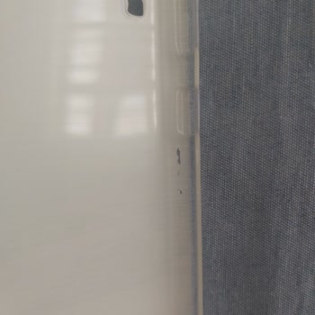 Samsung Galaxy A70 Kılıfı 4 Günde Soyuldu, Şirketten Cevap Yok