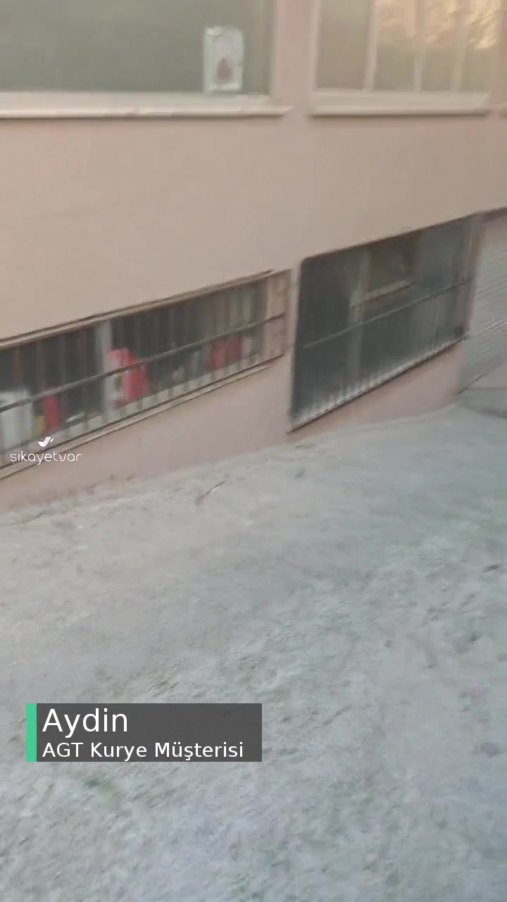 AGT Kurye Yerinde Yok Otopark İçinde Bir Yer! videonun kapak resmi