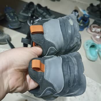 Arka Çıkıntı Nedeniyle Ağrılı FLO Lumberjack Ayakkabısı Değişim Talebi