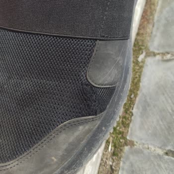 Kısa Sürede Yırtılan Ayakkabının Üretim Kusuru Olmadığı İddiası Ve Garanti Kapsamında Değişim Talebi