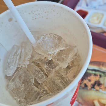 Popeyes Hüseyingazi Şubesinde Kupkuru Tavuk Ve Yanlış Verilen Sosla Büyük Hayal Kırıklığı