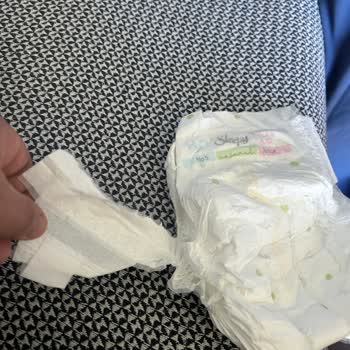 BİM'den Aldığım Sleepy Natural Bebek Bezleri Sürekli Yırtılıyor, Kalite Sorunu