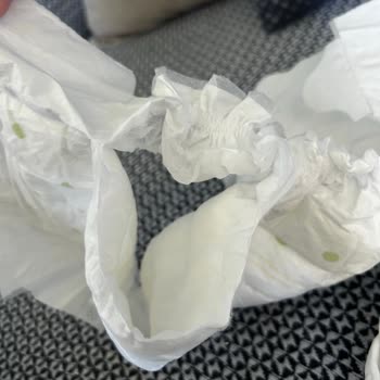 BİM'den Aldığım Sleepy Natural Bebek Bezleri Sürekli Yırtılıyor, Kalite Sorunu