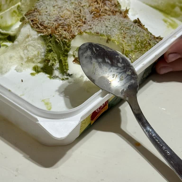 Migros’ta Algida Dondurmasında Acı Fıstık Şoku