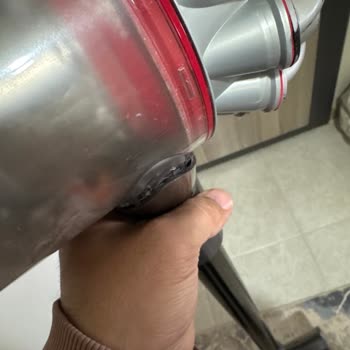 Garanti Reddi Ve Çözümsüz Arızalarla Dyson V8 Süpürge